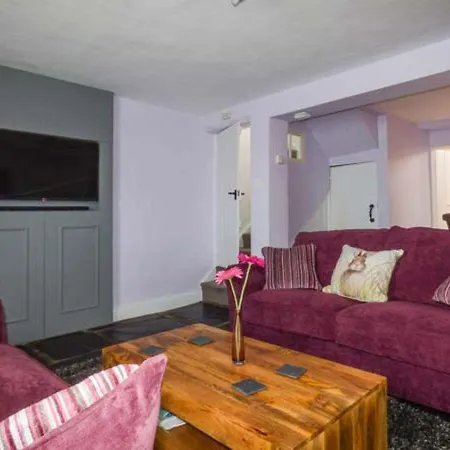 3 Dog Kennel Dom wakacyjny Grange-over-Sands